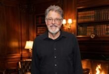 Jonathan Frakes Net Worth