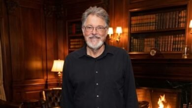 Jonathan Frakes Net Worth